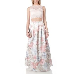 Morgan and Co. Pink Floral Lace Formal Dress